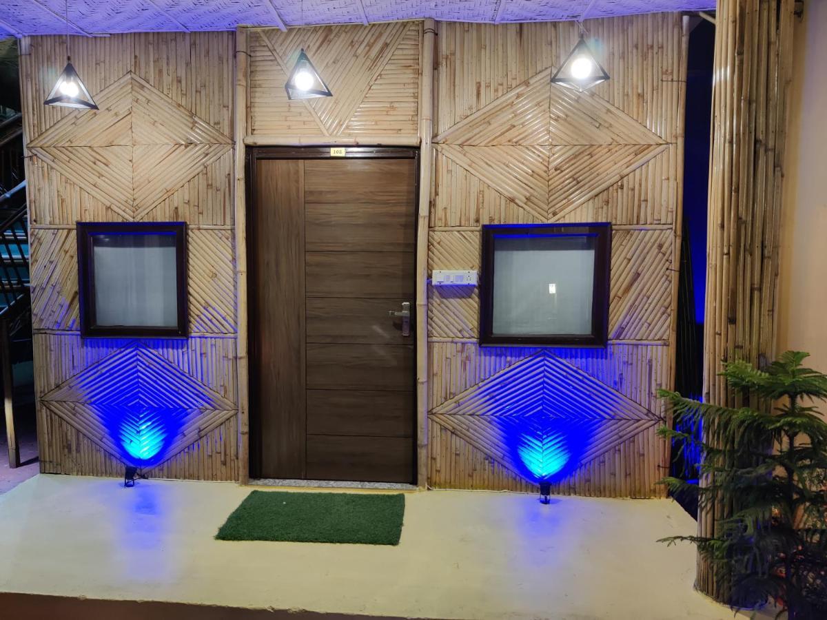 Hotel Bamboo Castle Jaipur Buitenkant foto