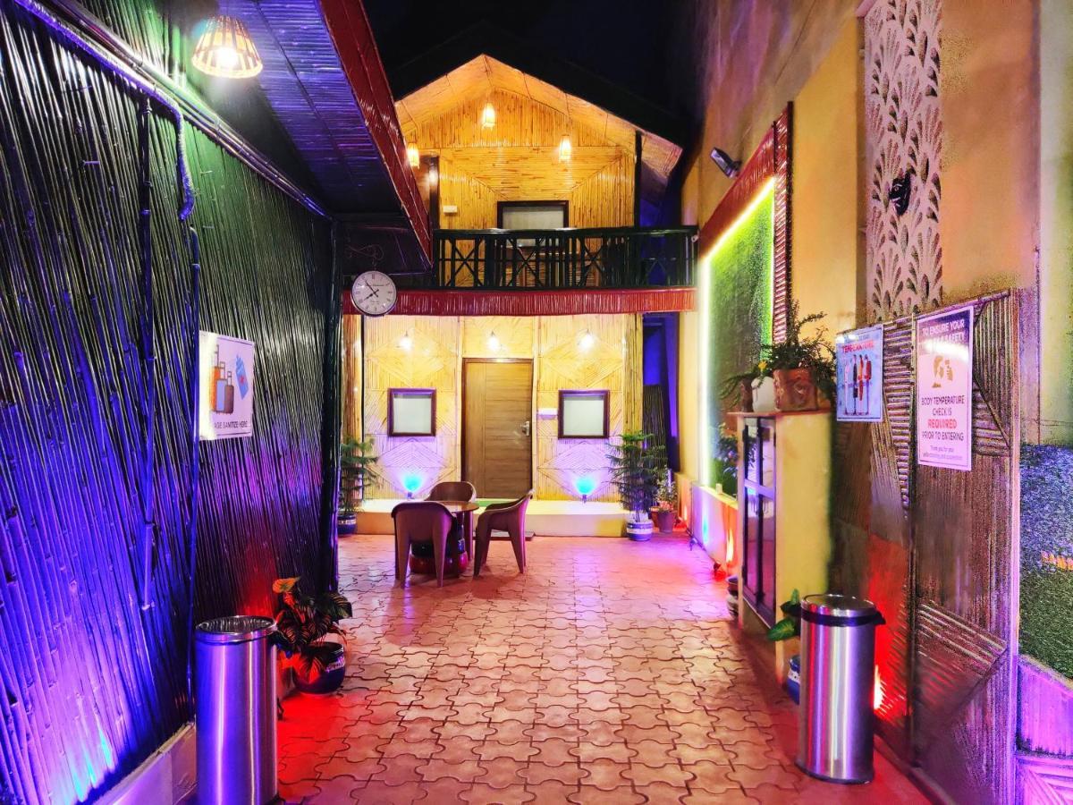 Hotel Bamboo Castle Jaipur Buitenkant foto